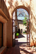 Ben and Raisa Gertsberg - Entrances