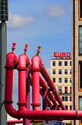 Ben and Raisa Gertsberg - Potsdamer Platz Pink Pipes In Berlin